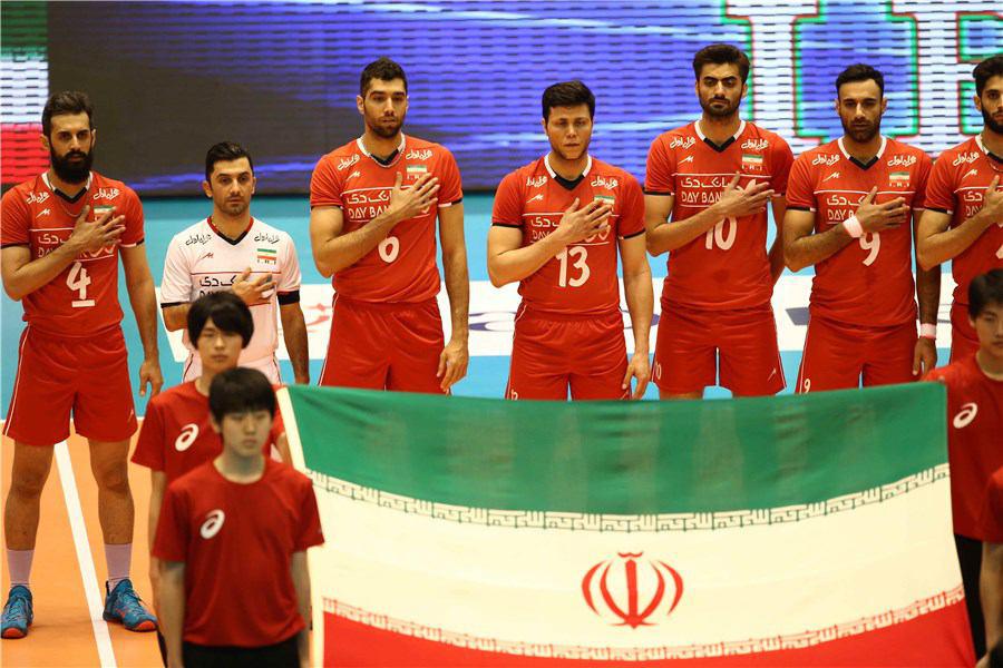 سقوط سه پله ای والیبال ایران پس از باخت به فرانسه