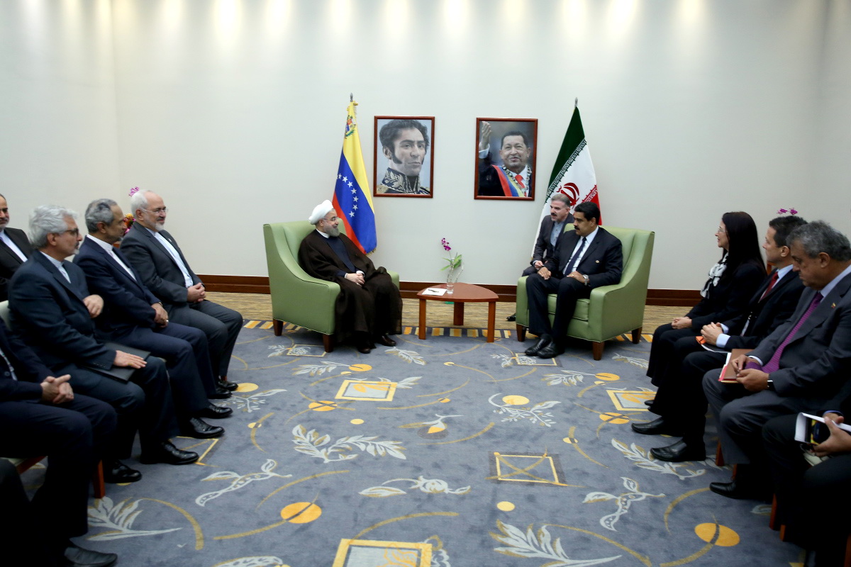 تهران از گسترش همکاری اقتصادی با کاراکاس استقبال می کند
