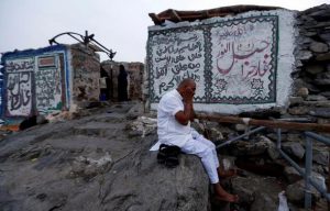 A pilgrim prays at Mount Al-Noor. REUTERS/Ahmed Jadallah
