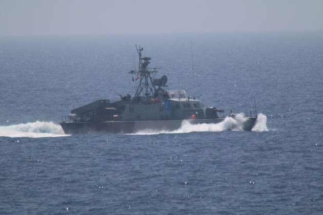 وزارت دفاع آمریکا: قایق سپاه در ۹۰ متری ناو آمریکایی