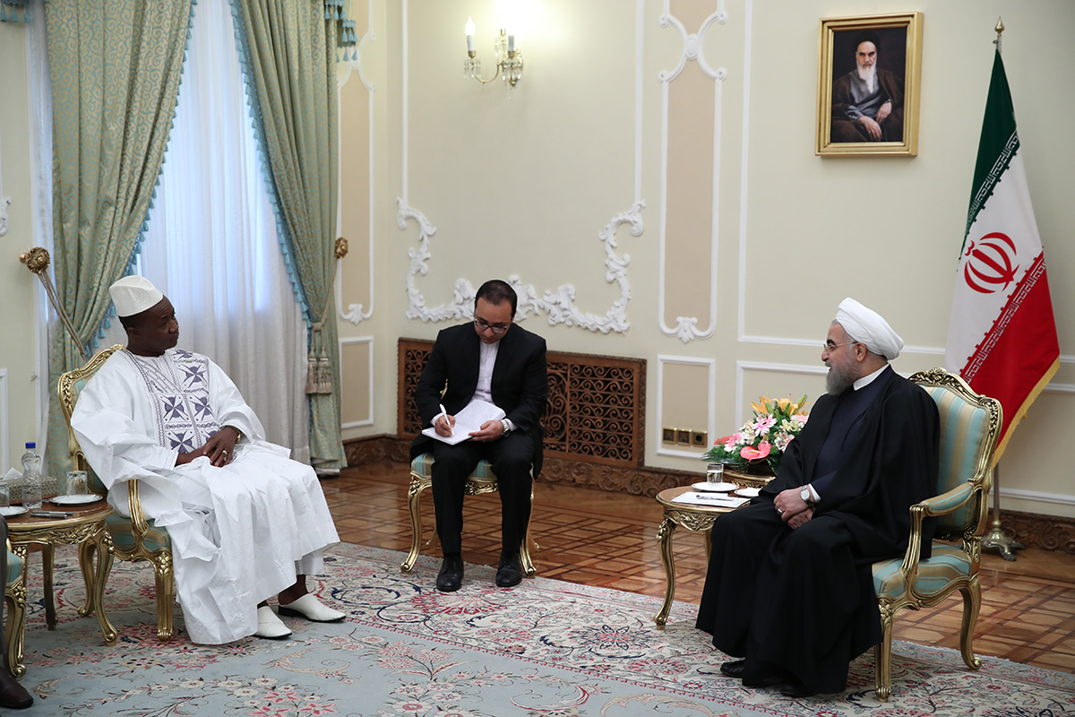ایران از توسعه و تعمیق روابط با سیرالئون استقبال می‌کند/تاکید بر آمادگی شرکتهای توانمند ایرانی برای پیشبرد طرحهای توسعه ای در سیرالئون