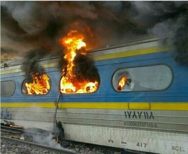 كشته و زخمي شدن ۱۲۵ مسافر در برخورد دو قطار مسافربري/ اعلام اسامی مصدومان (+تصاویر)