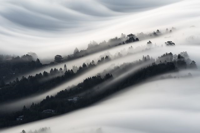 عکس روز نشنال جئوگرافیک | بر فراز ابرهای مواج