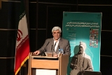 گسترش زبان و فرهنگ فارسی در زمره سیاست‌های جدی دولت است