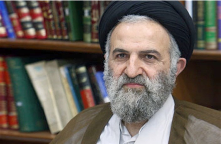 کارنامه روحانی مناسب است/ جریان احمدی نژاد نمی تواند در انتخابات موفق باشد