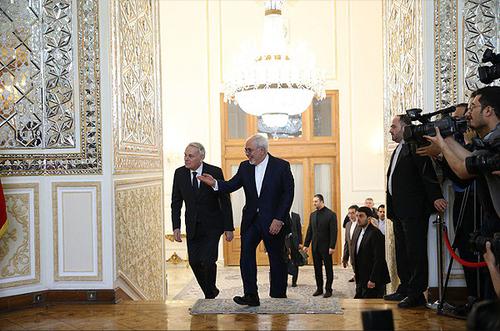 دیدار وزرای خارجه‌ فرانسه و ایران (عکس)