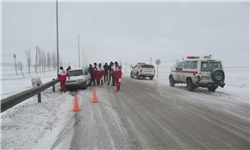 وقوع برف و کولاک در سه استان کشور/ رهاسازی ۲۲ خودرو گرفتار در برف