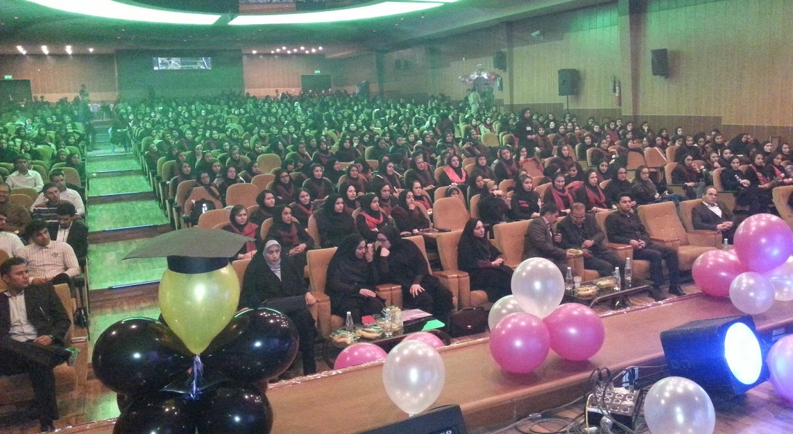 جشن دانش آموختگی ۴۰۰ دانش آموخته دانشگاه پیام نور شیراز