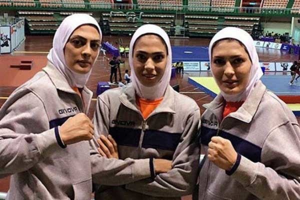 واکنش مدیر شبکه سوم سیما به رفتار حراست رادیو ورزش با خواهران منصوریان