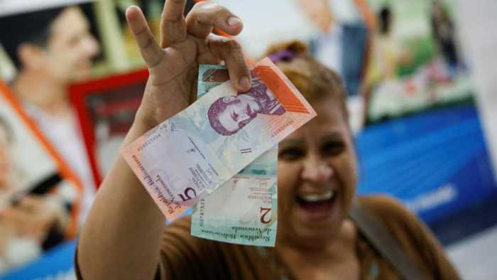 ونزوئلا؛ حذف ۵ صفر از پول ملی و افزایش ۳۵ برابری دستمزد‌ها