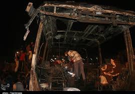 تصادف اتوبوس با تانکر در محور کاشان – نطنز ۲۰ مصدوم برجای گذاشت
