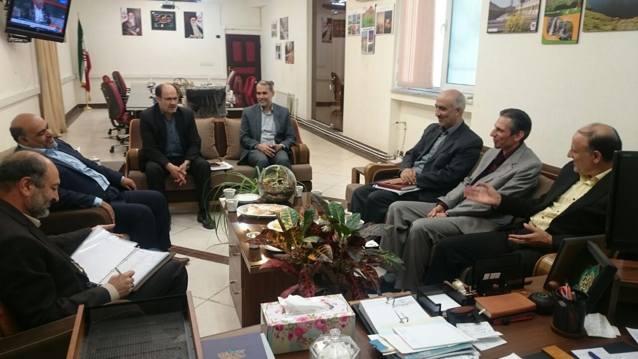جلسه بررسی مسائل بودجه ای و جذب سرمایه های استانی دانشگاه پیام نور استان قزوین