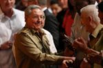 کاسترو از ریاست حزب کمونیست کوبا کناره گیری می کند
